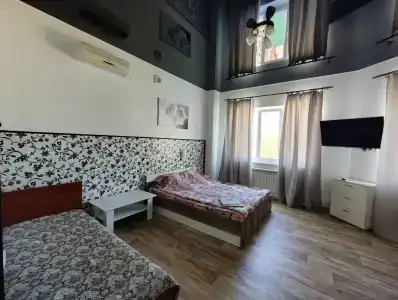 Гостевой дом на Петра Королёва 15 - 1