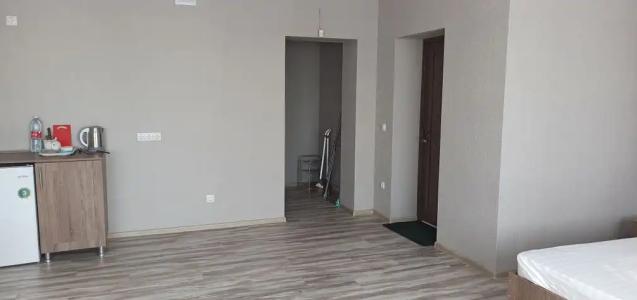 House 9 - 162