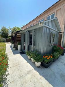 Good House - 11