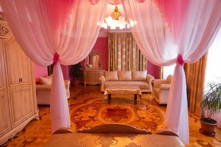 Family House - 12