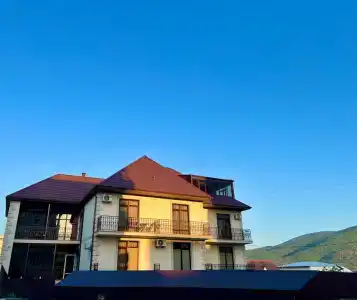 Luxe - 0