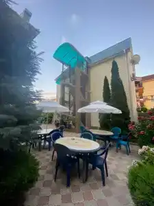 Gestia - 0