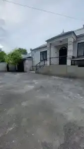 Пик - 1