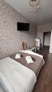 Golden Rose - 108