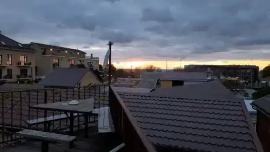 Terrace - 98