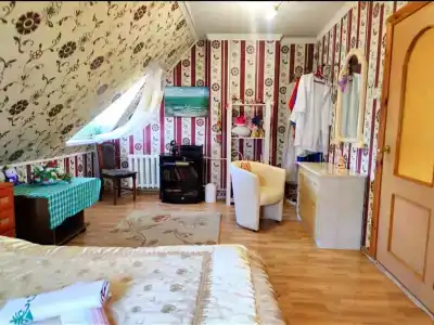 Gold House - 15