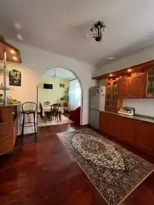 Gold House - 20
