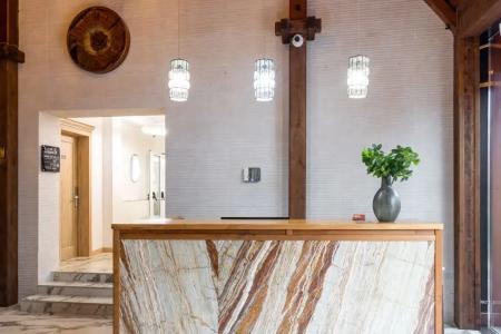 Red Wood Hotel by Provence - 11