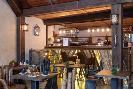 Red Wood Hotel by Provence - 19