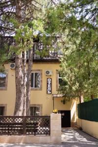 Три сосны - 1