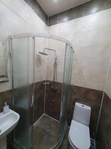 Бута на Варшавском - 104