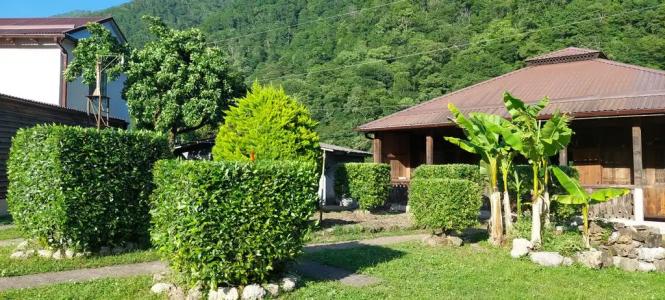 Домик в горах по дороге на Рицу - 0