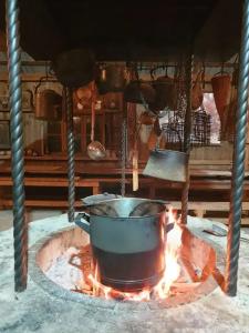 Домик в горах по дороге на Рицу - 23