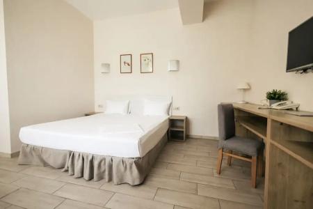 Central Inn - 59