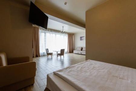 Central Inn - 72