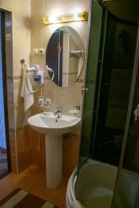 Гранд Плаза - 28