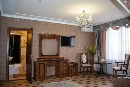 Гранд Плаза - 33