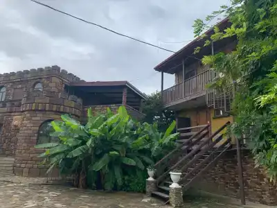 Замок у реки - 3