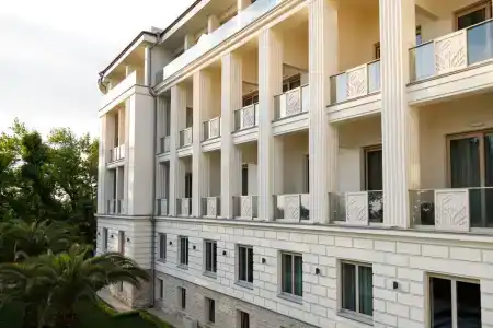 Grand Royal Residences - 76