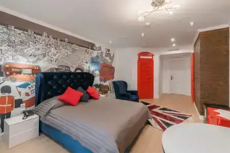 Welcome House Boutique - 1