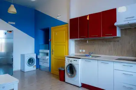 Super Hostel - 3