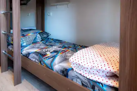 Super Hostel - 5