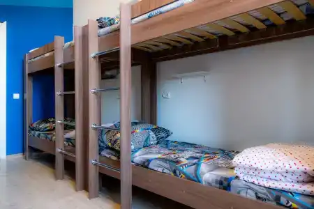 Super Hostel - 6