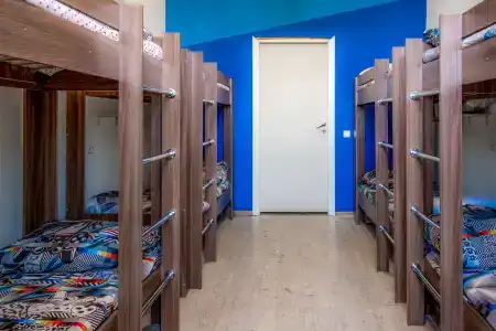 Super Hostel - 7