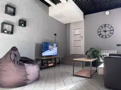 Уголок - 2