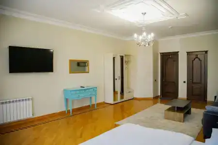 Метрополь - 102