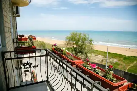 Метрополь - 109