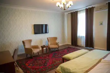 Метрополь - 105