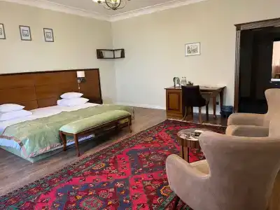 Метрополь - 106