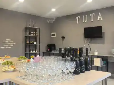 Tuta - 14
