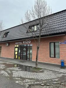Rizo - 0