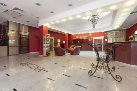 Регина на Петербургской - 4