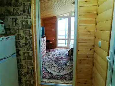 Деревянный коттедж в можжевеловой роще - 139