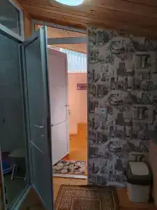 Деревянный коттедж в можжевеловой роще - 143