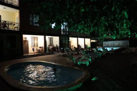 Поющие в Терновнике - 19