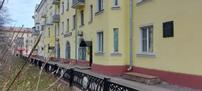 Вернисаж - 1