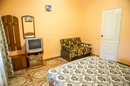 У Арсена - 33