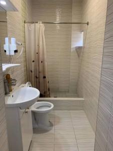Николь Делюкс - 33