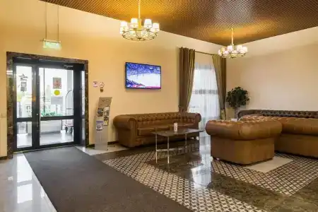 Sky Lux Hotel & Spa - 2