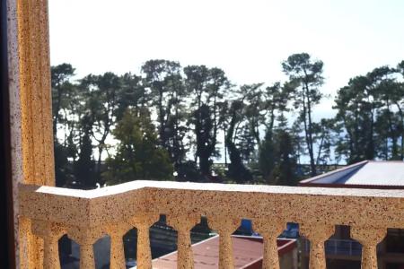 Majestic & Restaurant - 8