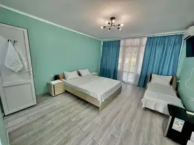 Сандро - 3