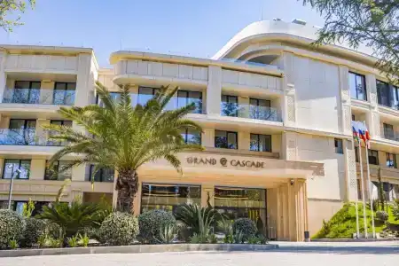 Grand Cascade - 3
