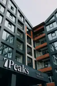 7Peaks Family Resort - 2
