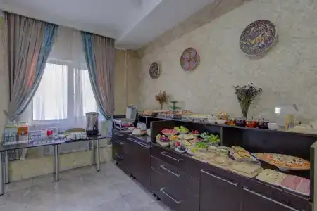 Shah Palace - 5