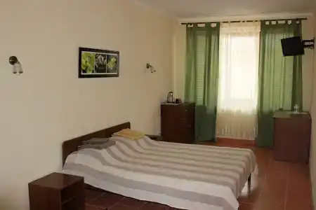 Приморская - 21