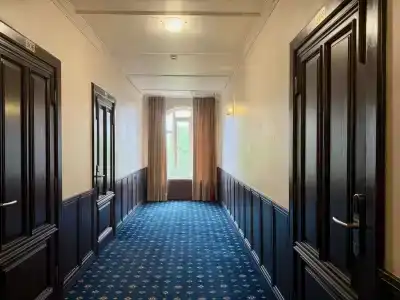 Bridge Hotel - 9
